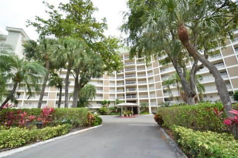 Copropriété à vendre à Pompano Beach, Floride: 2 chambres, 106.84 m2 № 1222405 - photo 27