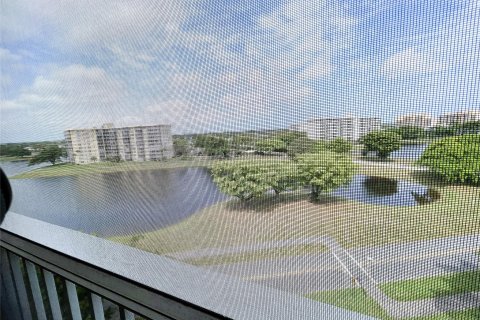 Copropriété à vendre à Pompano Beach, Floride: 2 chambres, 106.84 m2 № 1222405 - photo 18