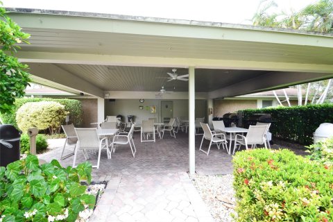 Copropriété à vendre à Pompano Beach, Floride: 2 chambres, 106.84 m2 № 1222405 - photo 4