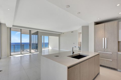 Condominio en venta en Riviera Beach, Florida, 2 dormitorios, 191.84 m2 № 1222418 - foto 21