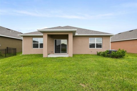 House in Mims, Florida 4 bedrooms, 178.19 sq.m. № 1395628 - photo 30