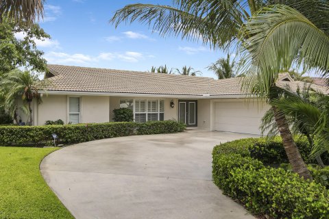 Casa en venta en North Palm Beach, Florida, 4 dormitorios, 167.13 m2 № 1026998 - foto 2