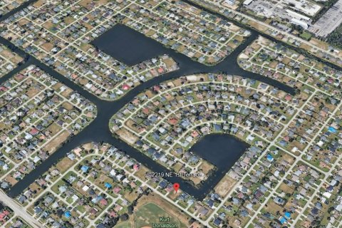 Купить земельный участок в Кейп-Корал, Флорида № 1081121 - фото 3