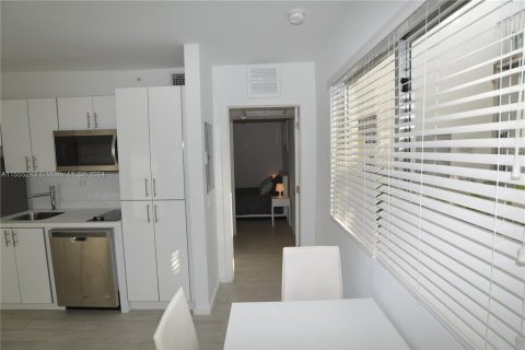 Condominio en venta en Miami Beach, Florida, 1 dormitorio, 36.23 m2 № 1076388 - foto 4
