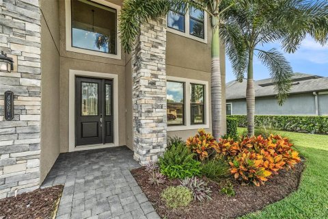 Casa en venta en Land O' Lakes, Florida, 4 dormitorios, 361.48 m2 № 1394559 - foto 9