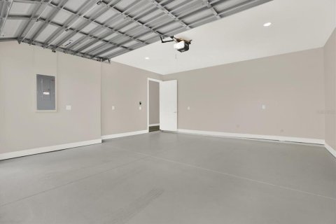 Townhouse in Tampa, Florida 4 bedrooms, 266.44 sq.m. № 1440769 - photo 23