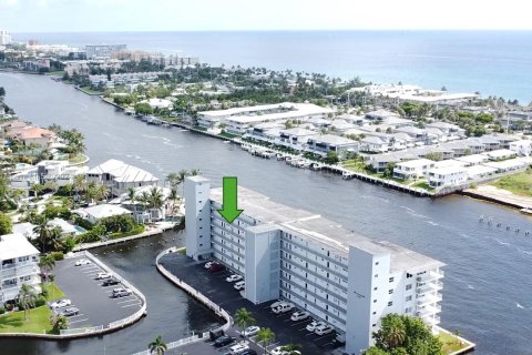 Copropriété à vendre à Deerfield Beach, Floride: 2 chambres, 78.97 m2 № 1348396 - photo 4