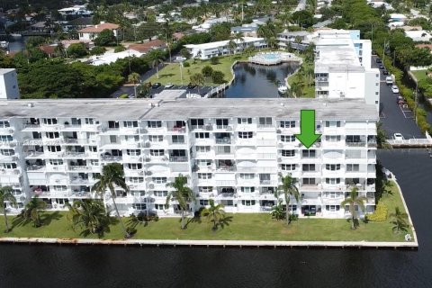 Copropriété à vendre à Deerfield Beach, Floride: 2 chambres, 78.97 m2 № 1348396 - photo 29