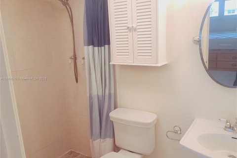 Copropriété à vendre à Deerfield Beach, Floride: 2 chambres, 78.97 m2 № 1348396 - photo 25