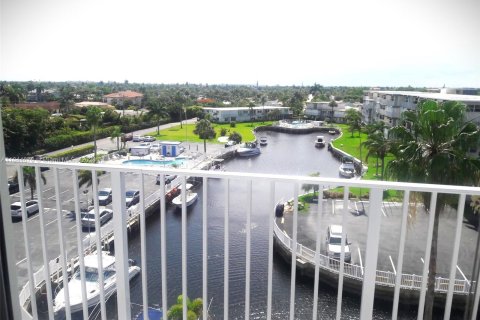 Copropriété à vendre à Deerfield Beach, Floride: 2 chambres, 78.97 m2 № 1348396 - photo 26