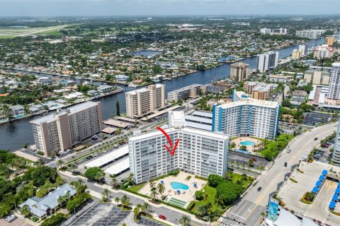 Condominio en venta en Pompano Beach, Florida, 1 dormitorio, 72 m2 № 1348395 - foto 26