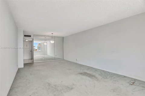 Copropriété à vendre à Pompano Beach, Floride: 1 chambre, 72 m2 № 1348395 - photo 16