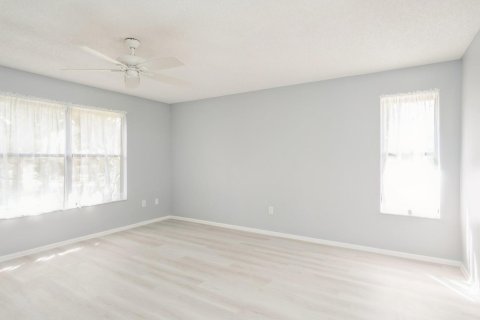 Casa en venta en Royal Palm Beach, Florida, 2 dormitorios, 104.05 m2 № 1031619 - foto 16