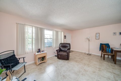 Copropriété à vendre à Hollywood, Floride: 1 chambre, 75.34 m2 № 1096426 - photo 19