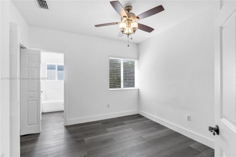 Adosado en venta en Homestead, Florida, 3 dormitorios, 179.49 m2 № 1047460 - foto 29