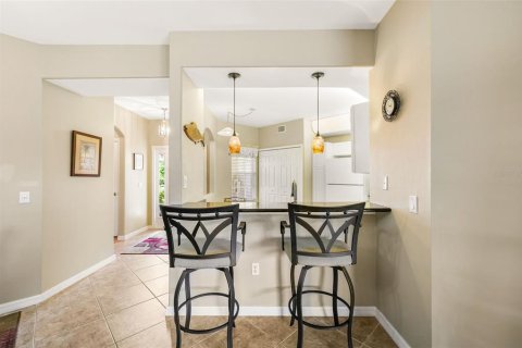 Condo in Fort Myers, Florida, 2 bedrooms  № 1055458 - photo 9