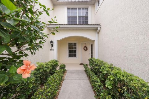 Condo in Fort Myers, Florida, 2 bedrooms  № 1055458 - photo 1