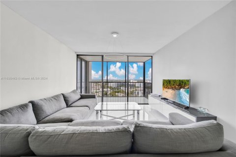 Condominio en venta en Aventura, Florida, 2 dormitorios, 105.72 m2 № 1305160 - foto 2