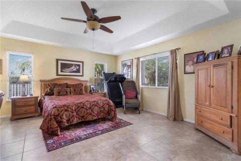 Casa en venta en Cutler Bay, Florida, 3 dormitorios, 179.58 m2 № 1305158 - foto 23