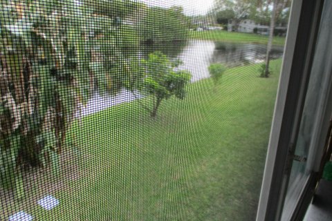 Condo in Deerfield Beach, Florida, 1 bedroom  № 1051165 - photo 14