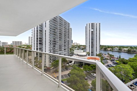 Copropriété à louer à Aventura, Floride: 2 chambres, 167.22 m2 № 1356799 - photo 23