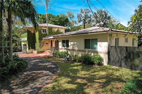 Casa en venta en El Portal, Florida, 4 dormitorios, 269.32 m2 № 1040138 - foto 2