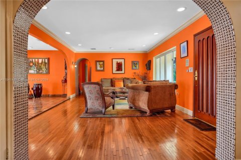 Casa en venta en El Portal, Florida, 4 dormitorios, 269.32 m2 № 1040138 - foto 21