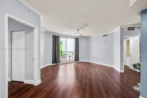 Condo in Fort Lauderdale, Florida, 2 bedrooms  № 1238730 - photo 5