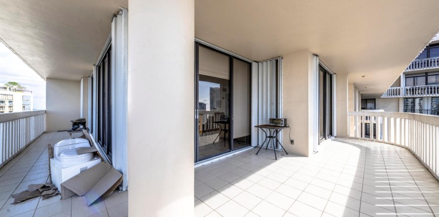 Condo in Aventura, Florida, 3 bedrooms  № 1068538