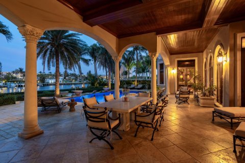 Casa en venta en Lighthouse Point, Florida, 6 dormitorios, 928.28 m2 № 1068539 - foto 17