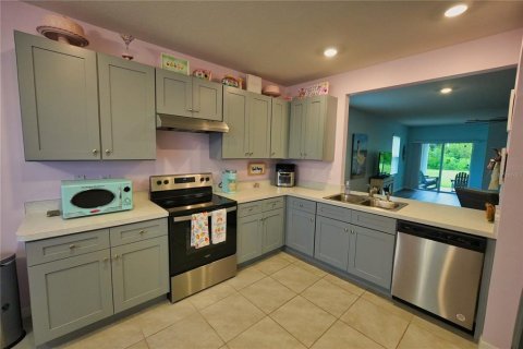 Casa en venta en New Smyrna Beach, Florida, 3 dormitorios, 162.95 m2 № 1347562 - foto 28