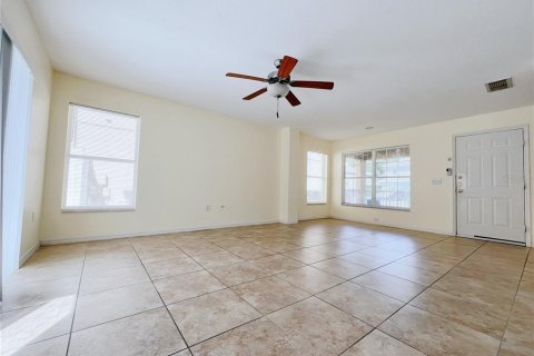 Villa ou maison à louer à Kissimmee, Floride: 4 chambres, 198.9 m2 № 1347564 - photo 4