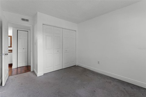 Condo in Orlando, Florida, 2 bedrooms  № 1190966 - photo 14