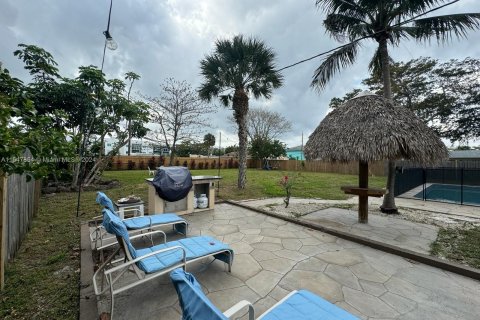 Casa en venta en Lake Worth, Florida, 5 dormitorios, 144.56 m2 № 1057816 - foto 11