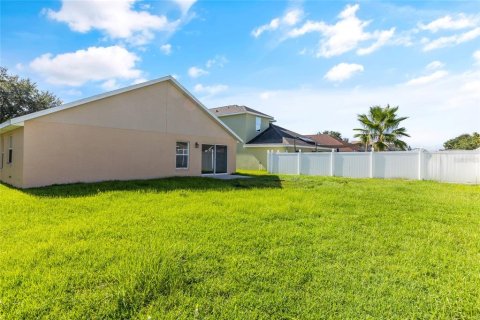 Villa ou maison à vendre à Kissimmee, Floride: 4 chambres, 153.66 m2 № 1285712 - photo 27