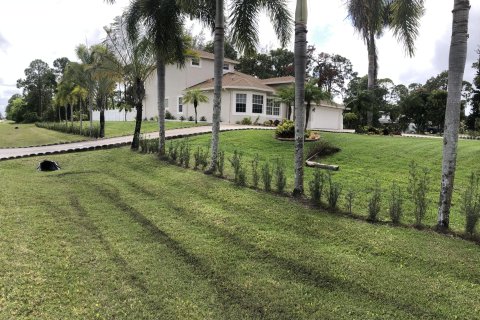 House in West Palm Beach, Florida 4 bedrooms, 408.03 sq.m. № 1080437 - photo 20