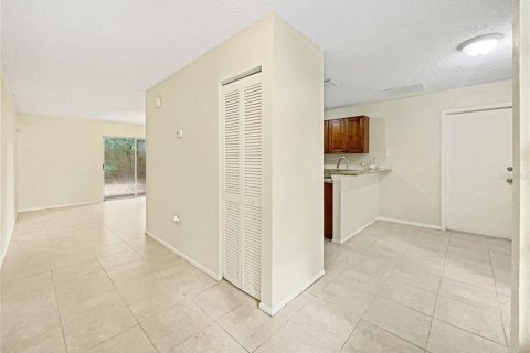 Villa ou maison à vendre à Tampa, Floride: 3 chambres, 116.31 m2 № 1344771 - photo 17