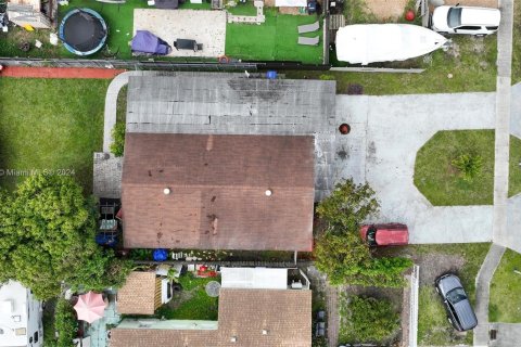 Casa en venta en North Miami Beach, Florida, 3 dormitorios, 152.27 m2 № 1065111 - foto 24