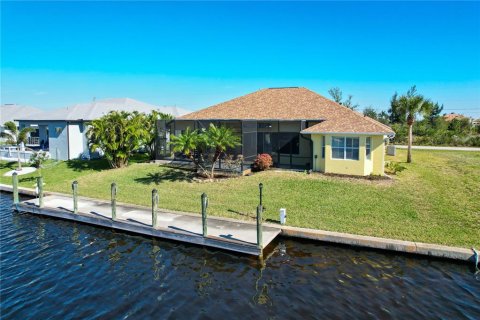 Villa ou maison à vendre à Port Charlotte, Floride: 3 chambres, 206.34 m2 № 1346375 - photo 7