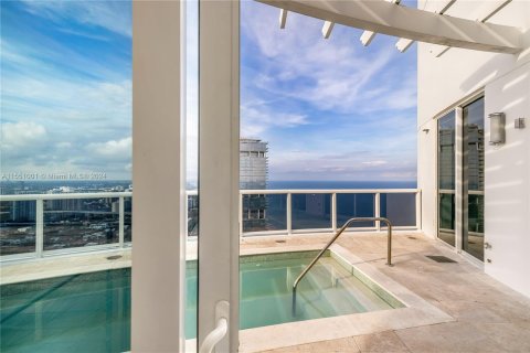 Copropriété à vendre à Sunny Isles Beach, Floride: 6 chambres, 532.05 m2 № 1071796 - photo 15