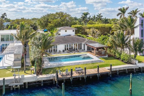 Villa ou maison à vendre à Miami Shores, Floride: 4 chambres, 392.51 m2 № 1049460 - photo 2