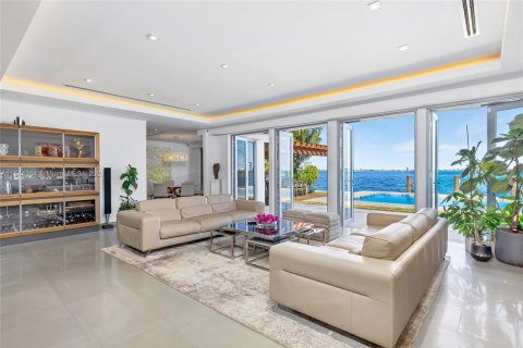 Villa ou maison à vendre à Miami Shores, Floride: 4 chambres, 392.51 m2 № 1049460 - photo 18