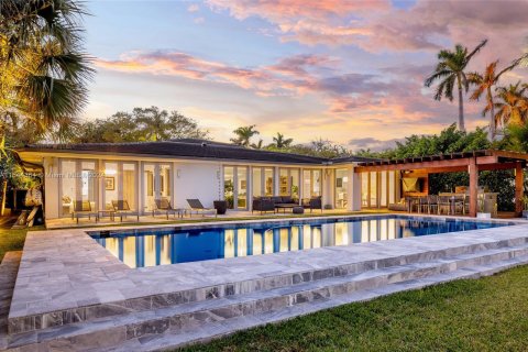 Casa en venta en Miami Shores, Florida, 4 dormitorios, 392.51 m2 № 1049460 - foto 1