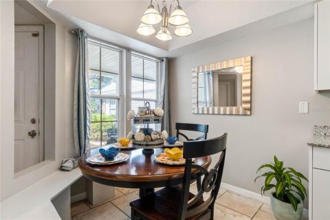 Copropriété à vendre à Orlando, Floride: 2 chambres, 119.01 m2 № 1255863 - photo 9