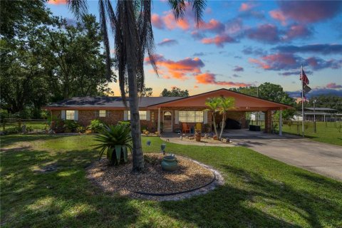 Casa en venta en Auburndale, Florida, 4 dormitorios, 190.54 m2 № 1379447 - foto 1