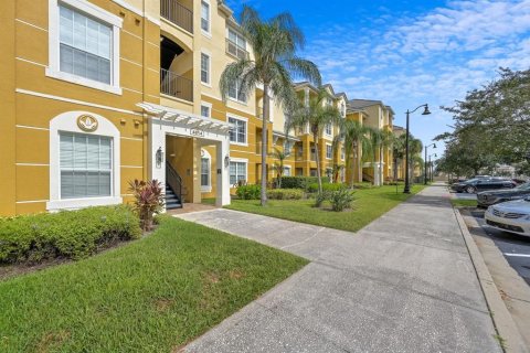 Condominio en venta en Orlando, Florida, 3 dormitorios, 131.18 m2 № 1379487 - foto 2