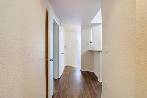 Copropriété à vendre à Tampa, Floride: 2 chambres, 112.04 m2 № 1379493 - photo 12