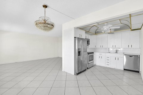 Copropriété à vendre à Boca Raton, Floride: 2 chambres, 93.65 m2 № 1026372 - photo 18