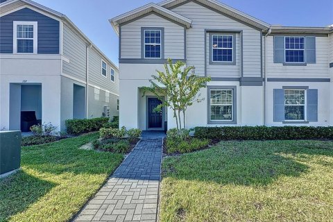 Townhouse in Davenport, Florida 5 bedrooms, 212.1 sq.m. № 1381058 - photo 4