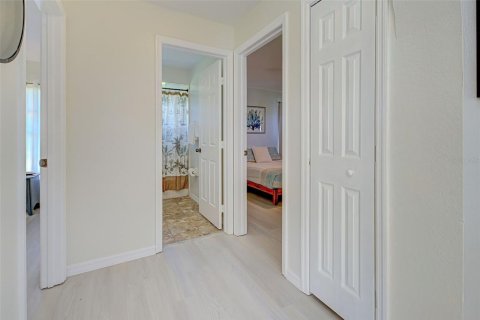 Villa ou maison à vendre à Port Charlotte, Floride: 2 chambres, 102.84 m2 № 1380848 - photo 12